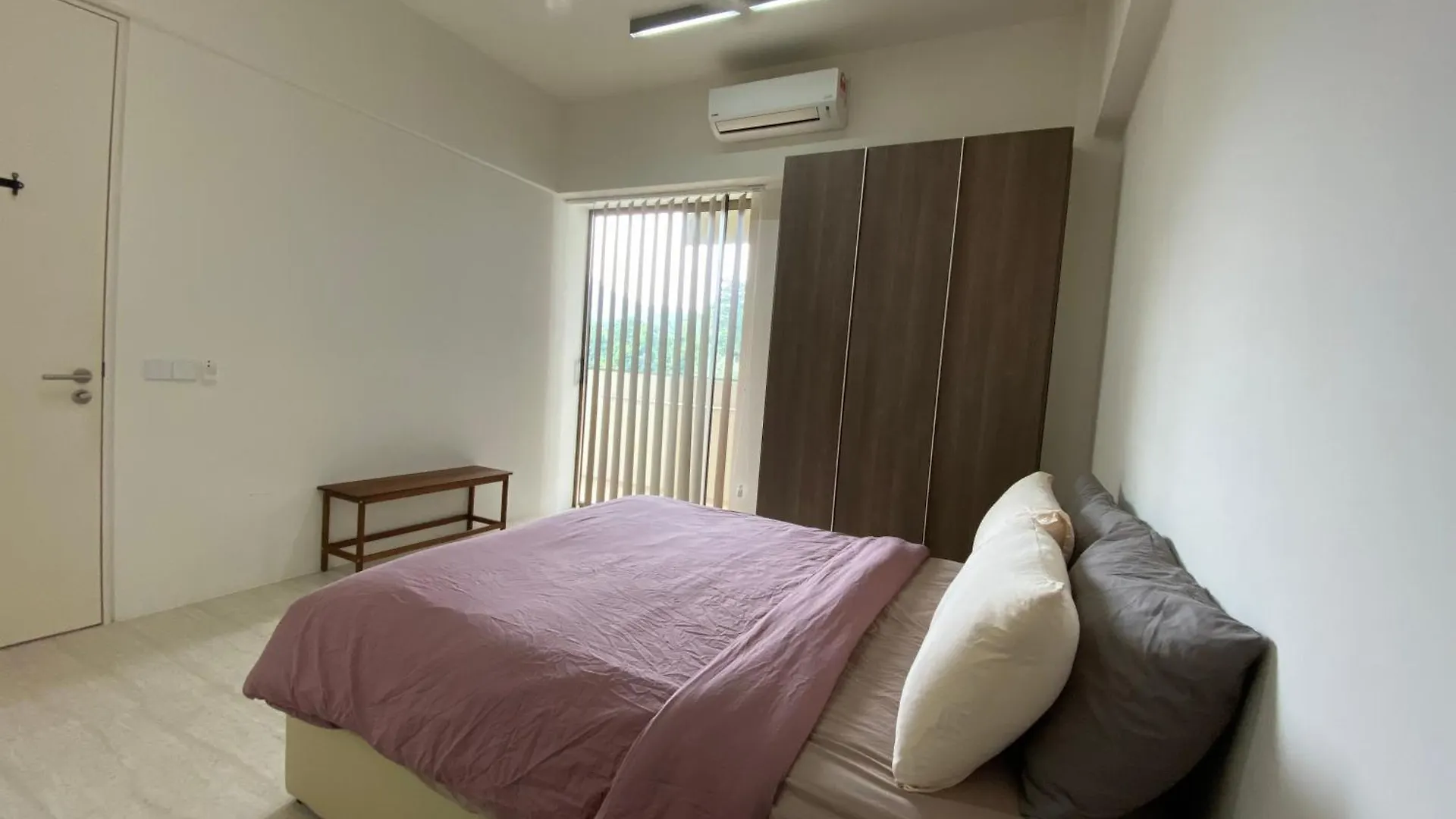 By The Sea Cozy Beachfront Home 253 바투 페링기 0*,  말레이시아