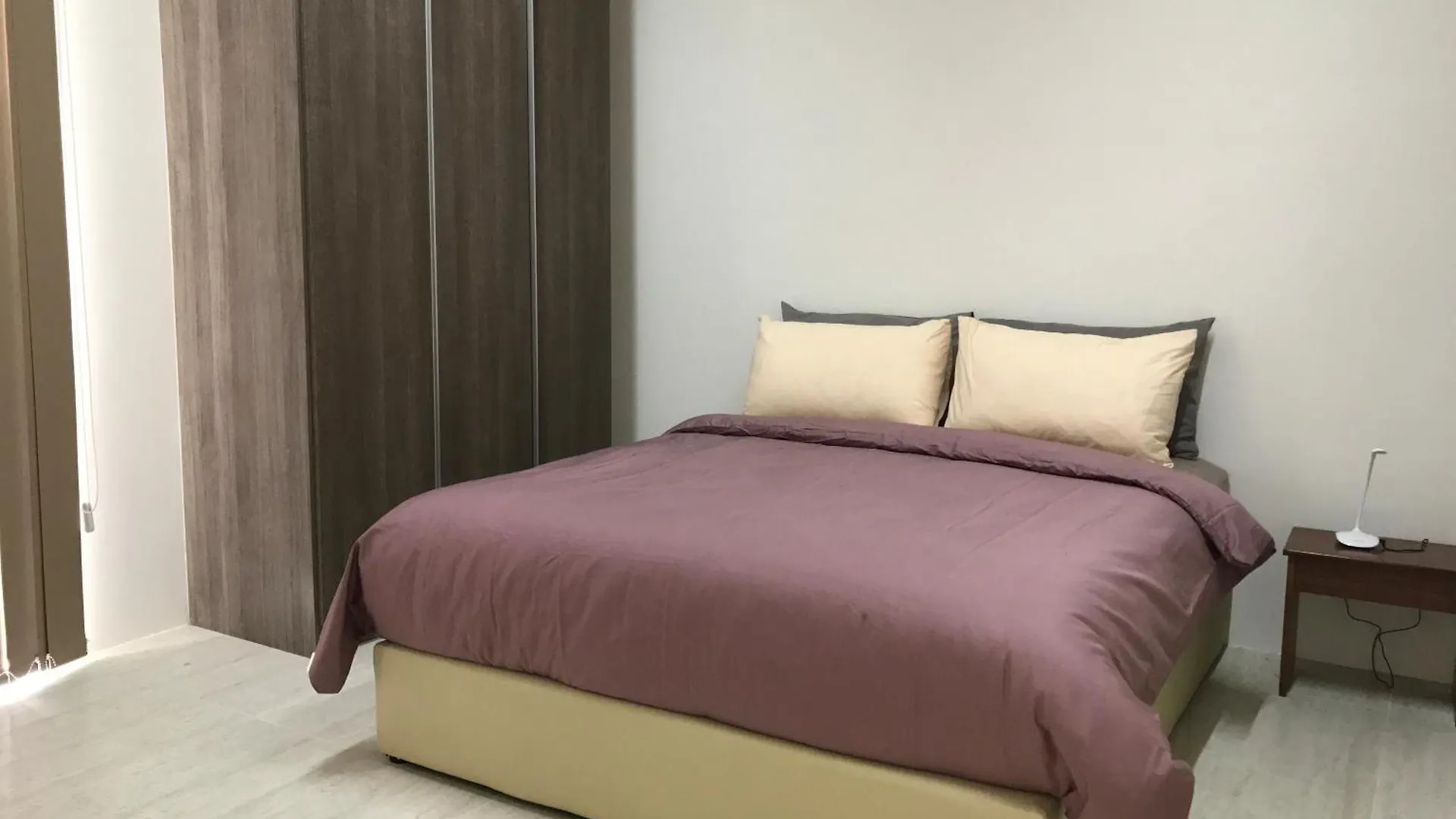 By The Sea Cozy Beachfront Home 253 바투 페링기 아파트